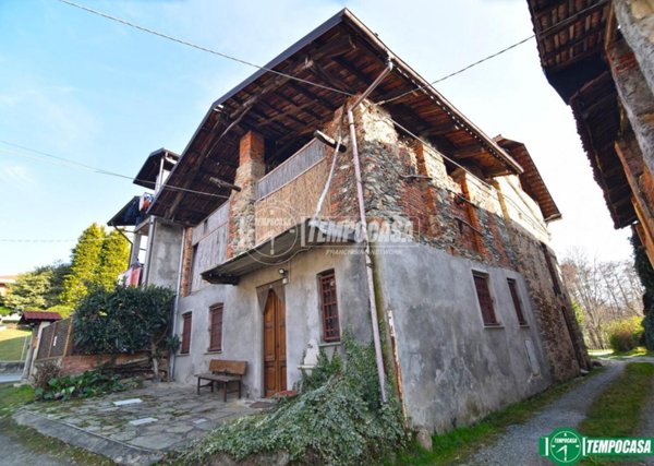 casa indipendente in vendita a Rocca Canavese