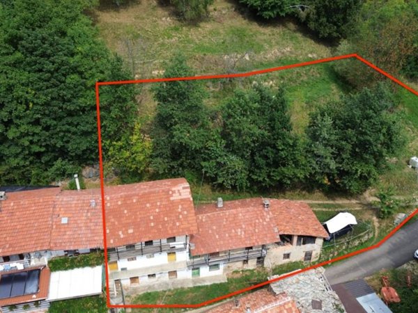 casa indipendente in vendita a Rocca Canavese