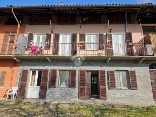 casa indipendente in vendita a Rocca Canavese