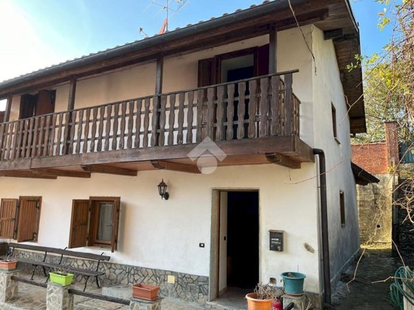 casa semindipendente in vendita a Rocca Canavese