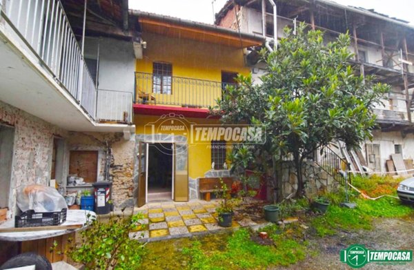 casa indipendente in vendita a Rocca Canavese