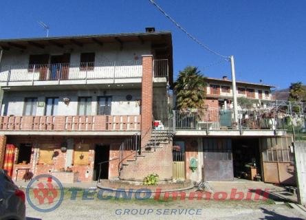 casa indipendente in vendita a Rocca Canavese