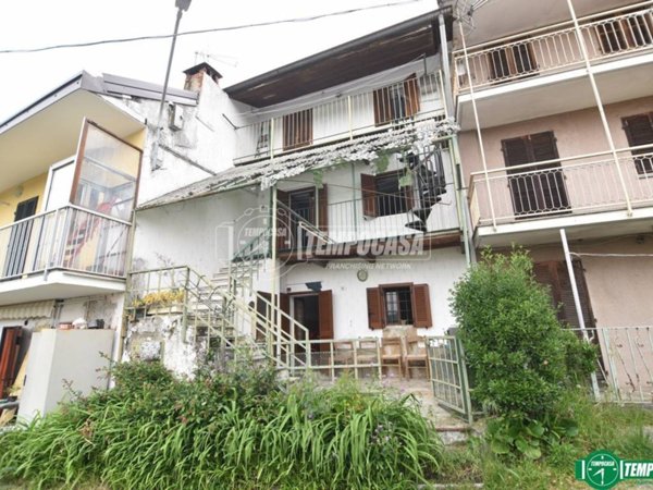 casa indipendente in vendita a Rocca Canavese