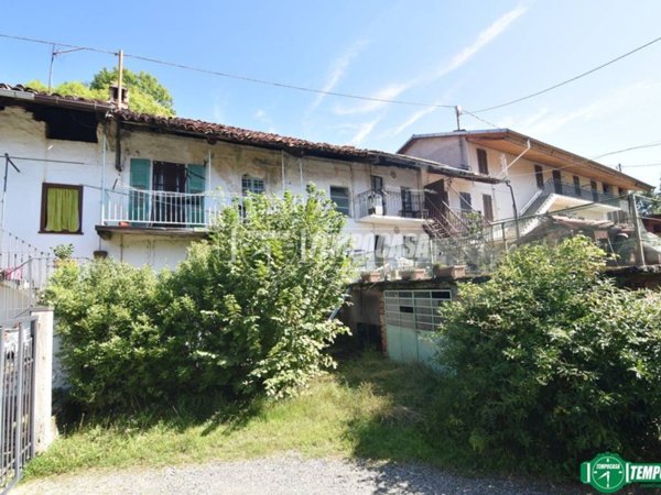 casa indipendente in vendita a Rocca Canavese