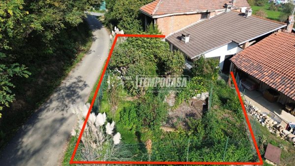 casa indipendente in vendita a Rocca Canavese