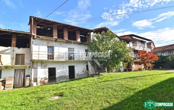 casa indipendente in vendita a Rocca Canavese