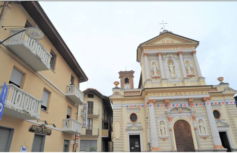 casa indipendente in vendita a Rocca Canavese