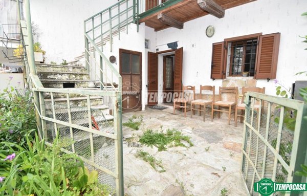 casa indipendente in vendita a Rocca Canavese
