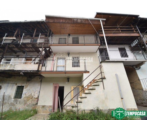 casa indipendente in vendita a Rocca Canavese