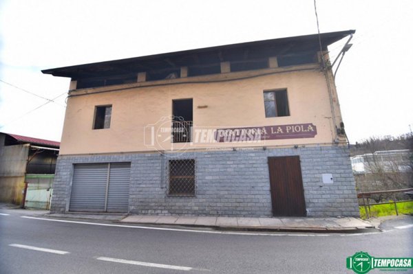 casa indipendente in vendita a Rocca Canavese