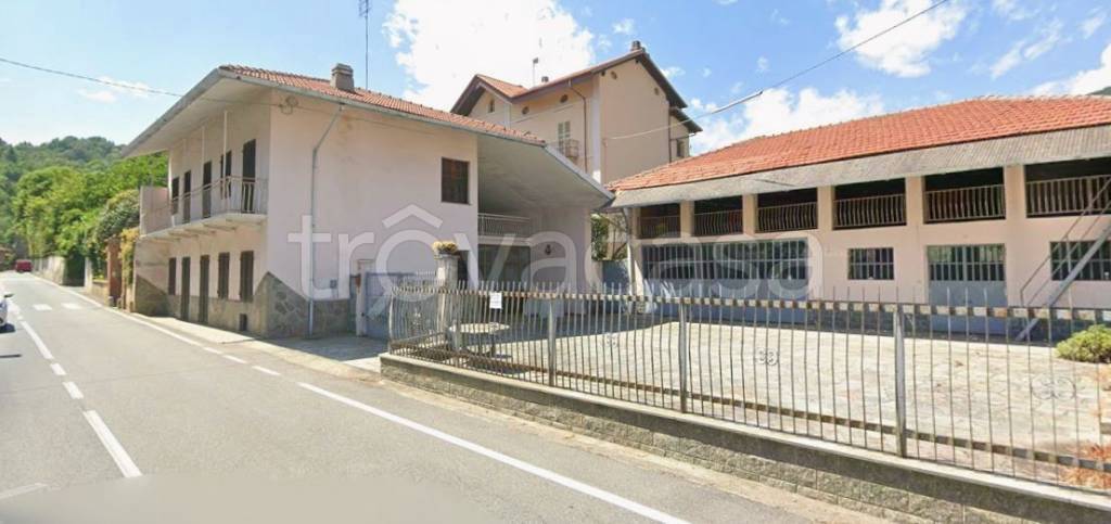 casa indipendente in vendita a Rocca Canavese