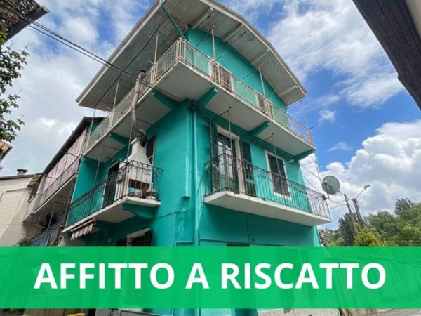 casa indipendente in vendita a Rocca Canavese