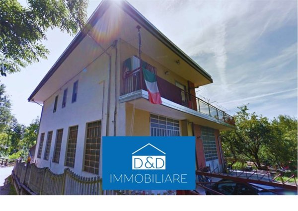 casa indipendente in vendita a Rocca Canavese