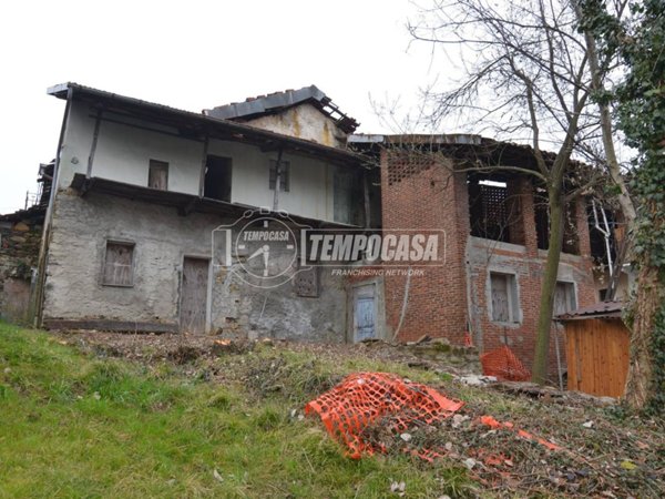 casa indipendente in vendita a Rocca Canavese