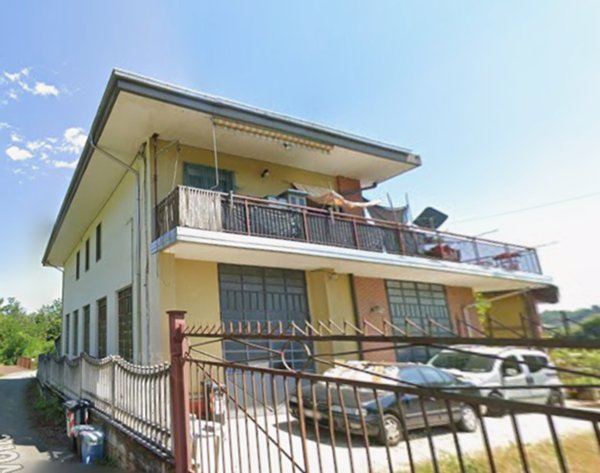 casa indipendente in vendita a Rocca Canavese