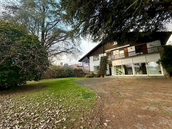 casa indipendente in vendita a Rocca Canavese