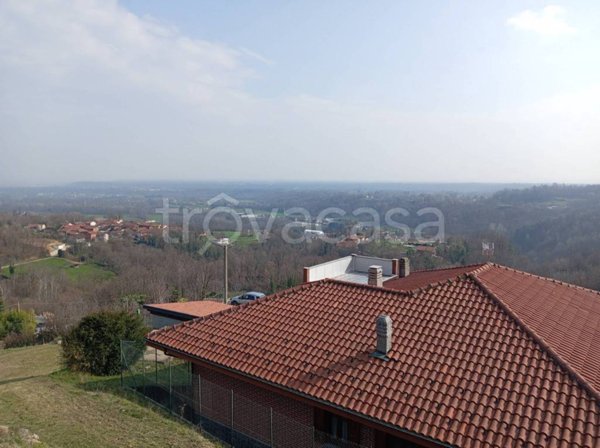 casa indipendente in vendita a Rocca Canavese