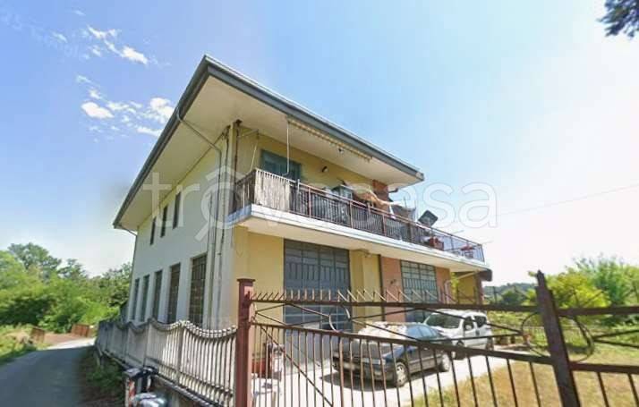 casa indipendente in vendita a Rocca Canavese