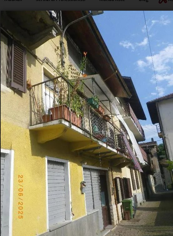 intera palazzina in vendita a Rocca Canavese