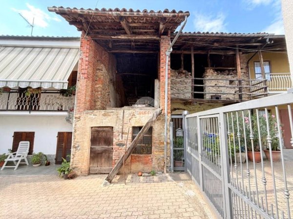 casa indipendente in vendita a Rocca Canavese