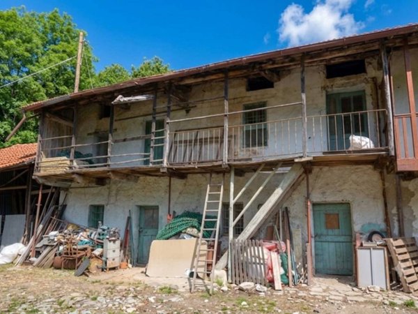 casa indipendente in vendita a Rocca Canavese