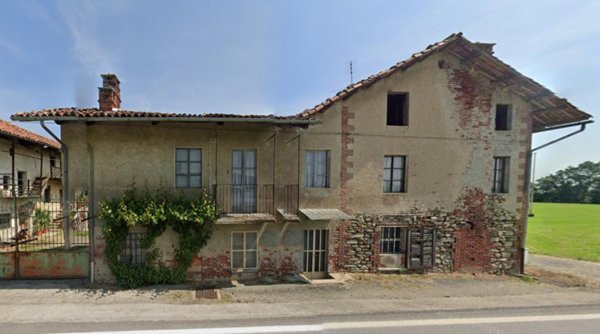 casale in vendita a Roletto