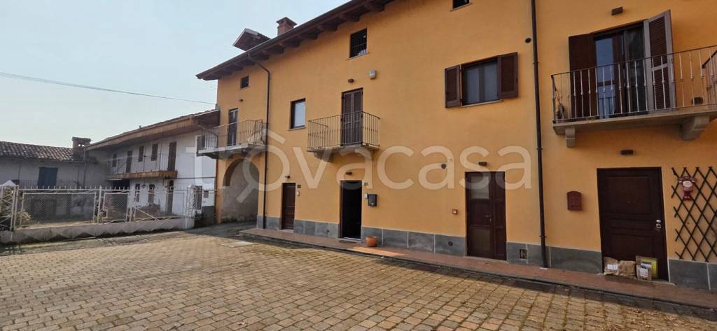 appartamento in vendita a Roletto