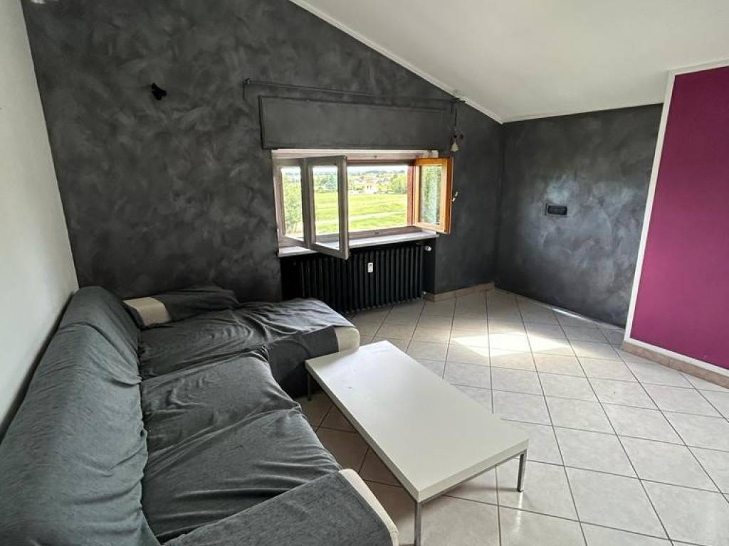 appartamento in vendita a Roletto