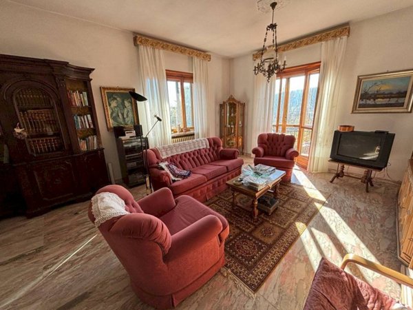 casa indipendente in vendita a Roletto