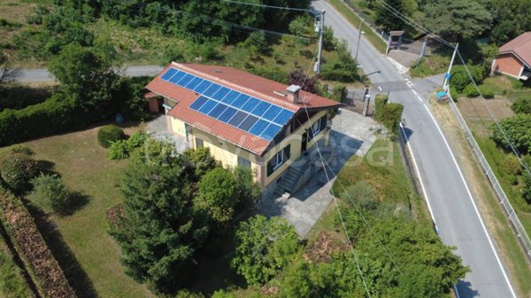 casa indipendente in vendita a Roletto