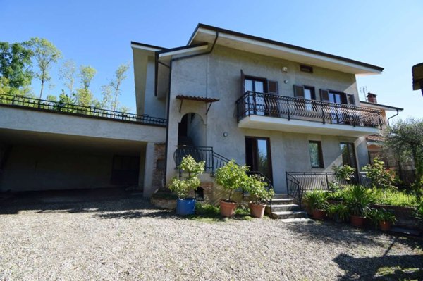 casa indipendente in vendita a Roletto