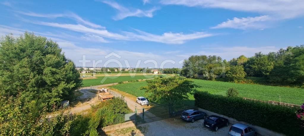 appartamento in vendita a Roletto