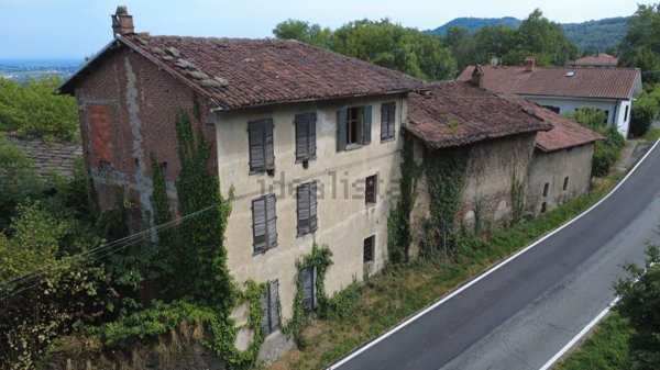 casale in vendita a Roletto