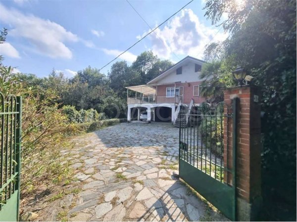 casa indipendente in vendita a Roletto