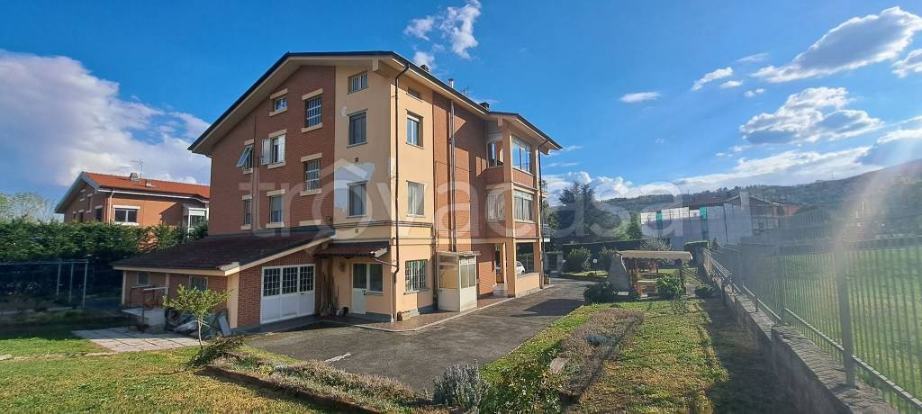 appartamento in vendita a Roletto