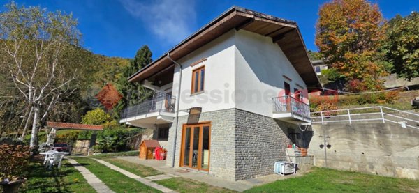 casa indipendente in vendita a Roletto