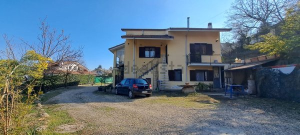 casa indipendente in vendita a Roletto