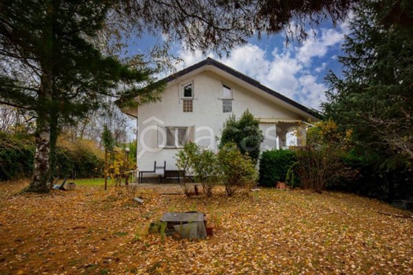 casa indipendente in vendita a Roletto