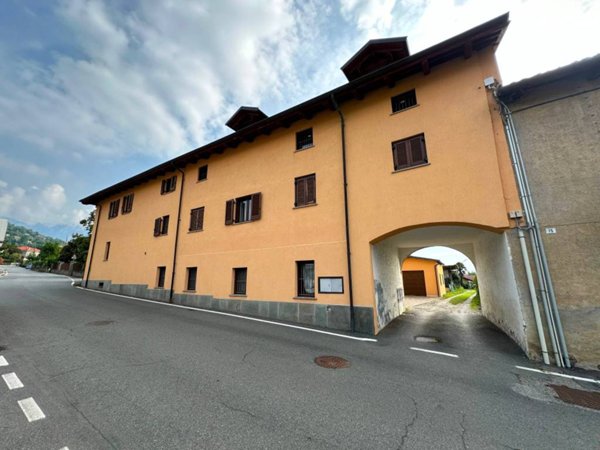 appartamento in vendita a Roletto