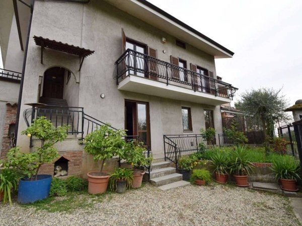 casa indipendente in vendita a Roletto