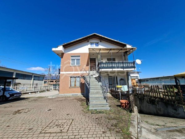 appartamento in vendita a Roletto