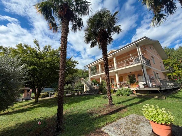 casa indipendente in vendita a Roletto in zona Roncaglia