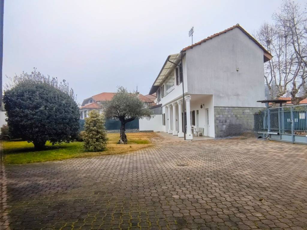 casa indipendente in vendita a Romano Canavese