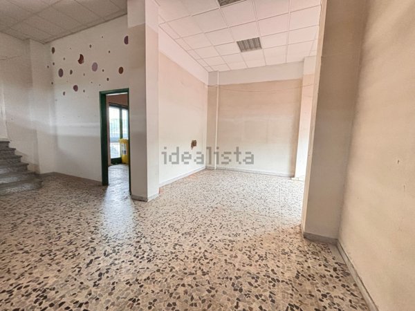 locale commerciale in vendita a Romano Canavese