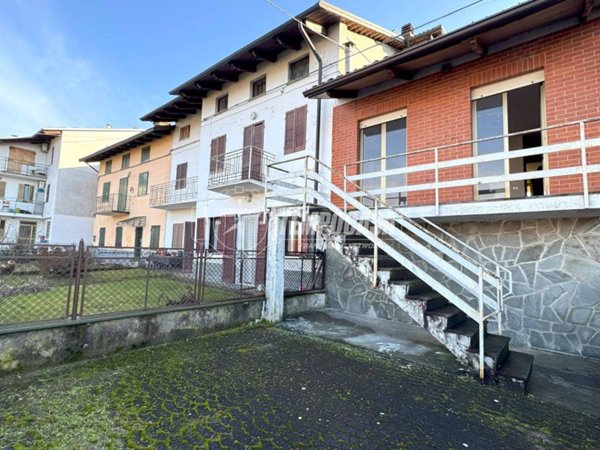 casa indipendente in vendita a Romano Canavese