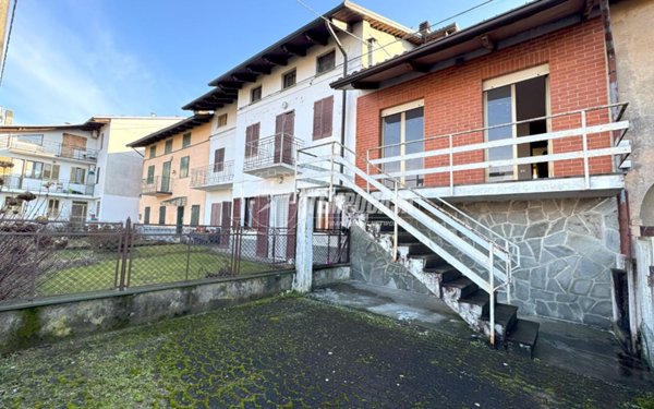 casa indipendente in vendita a Romano Canavese
