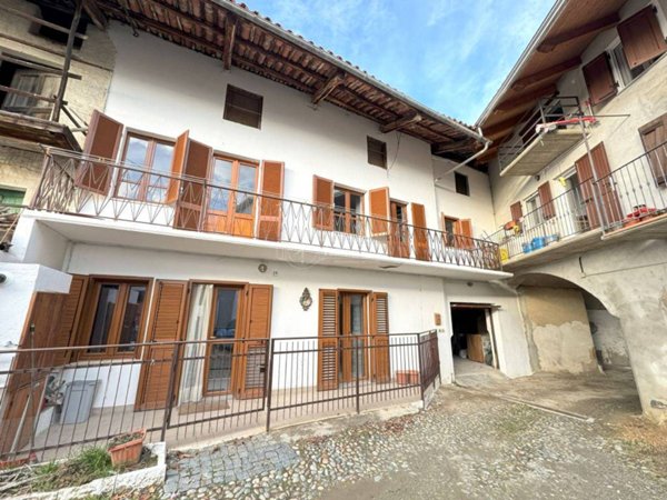 appartamento in vendita a Romano Canavese