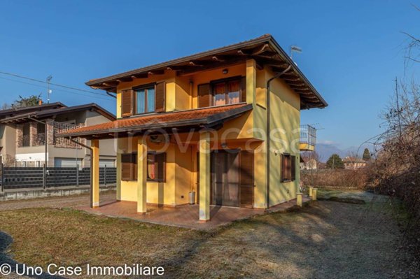 casa indipendente in vendita a Romano Canavese