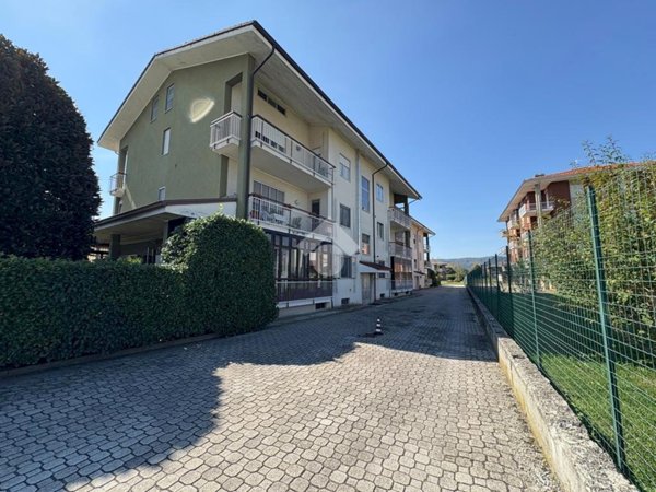 appartamento in vendita a Romano Canavese