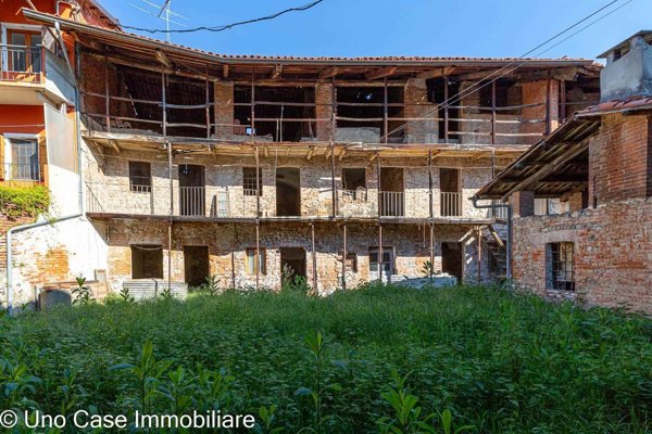 casale in vendita a Romano Canavese in zona Cascine di Romano